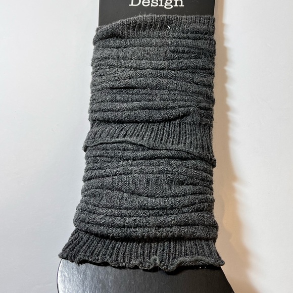 Gray Color Tone A Design Leg Warmers - Picture 2 of 4